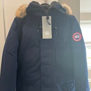 Canada Goose Chateau Parka NAVY- NWT